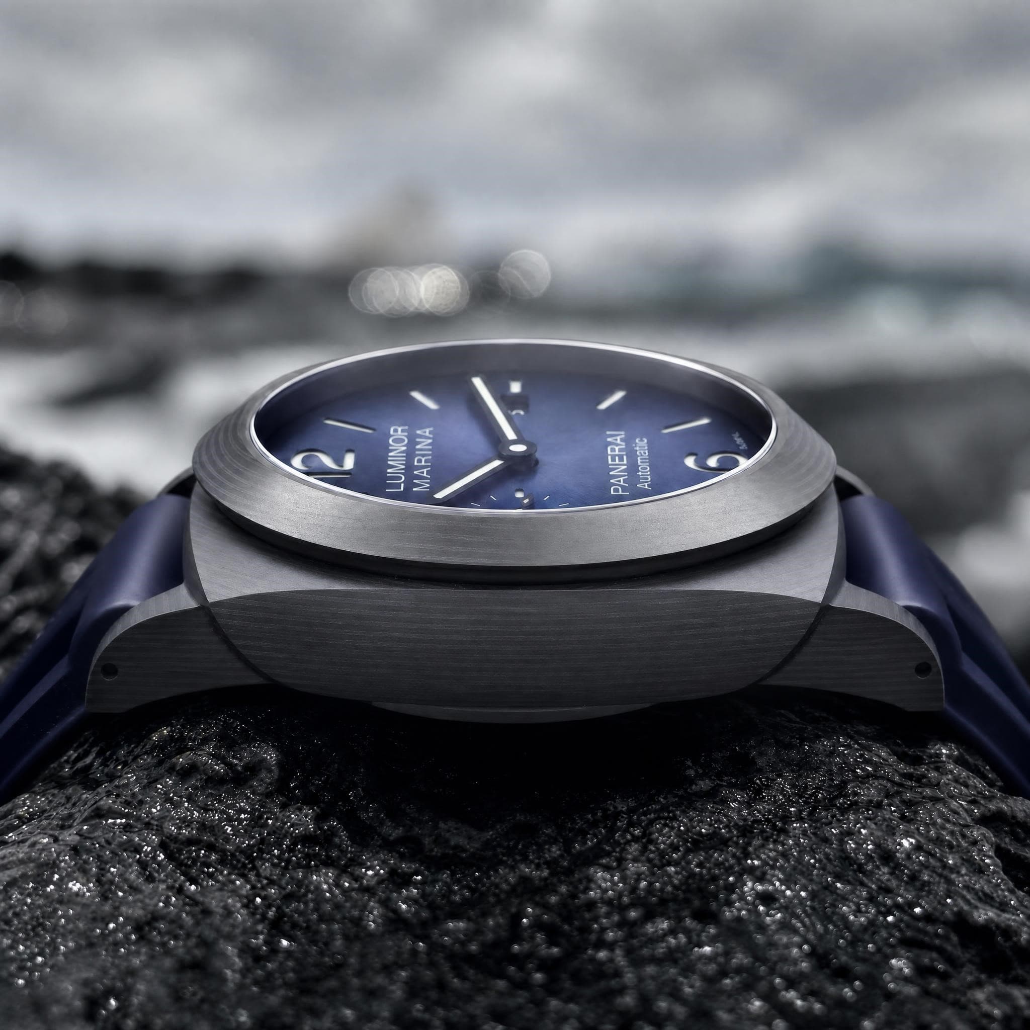 Panerai Luminor (Ref. PAM01664) — photo 7