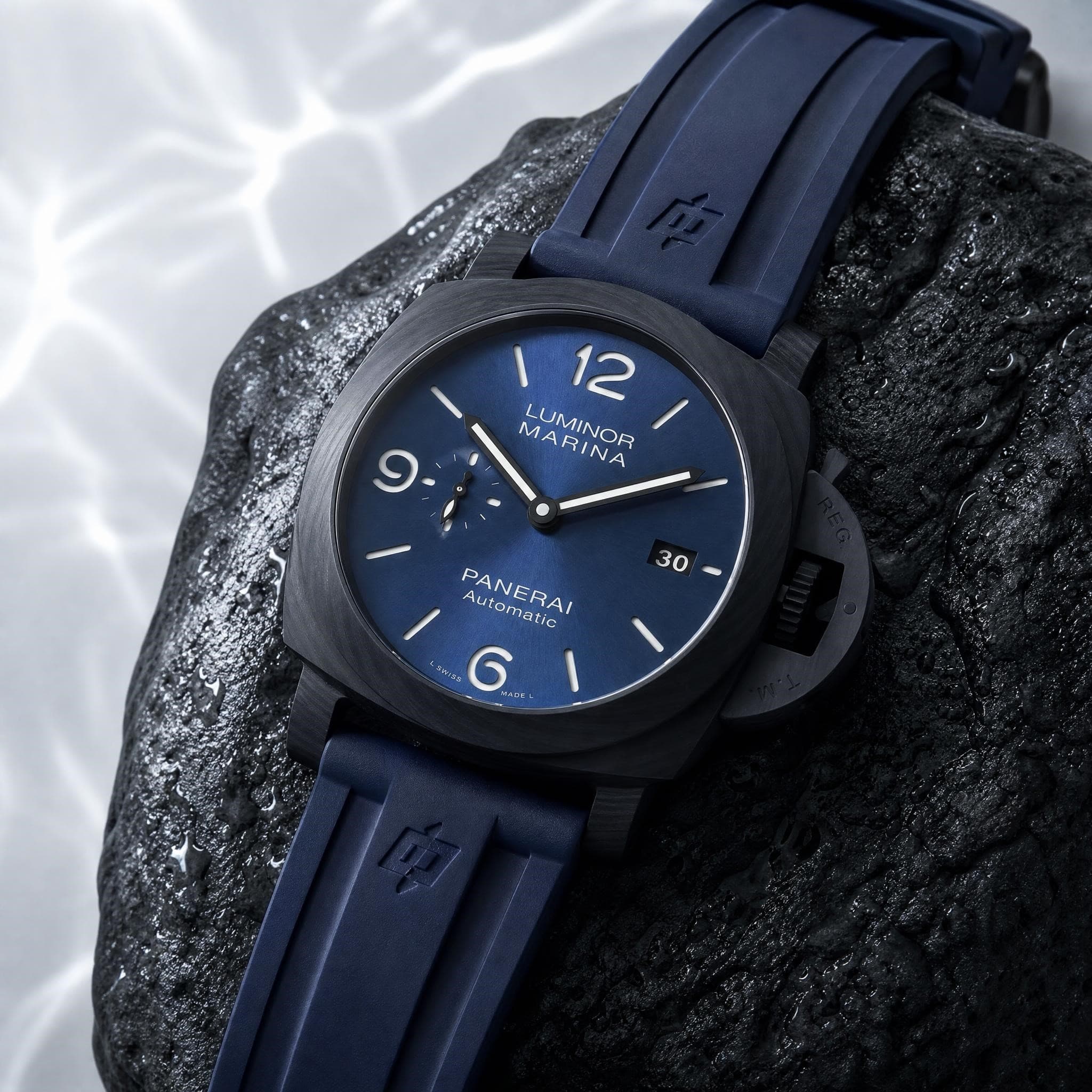 Panerai Luminor (Ref. PAM01664) — photo 3