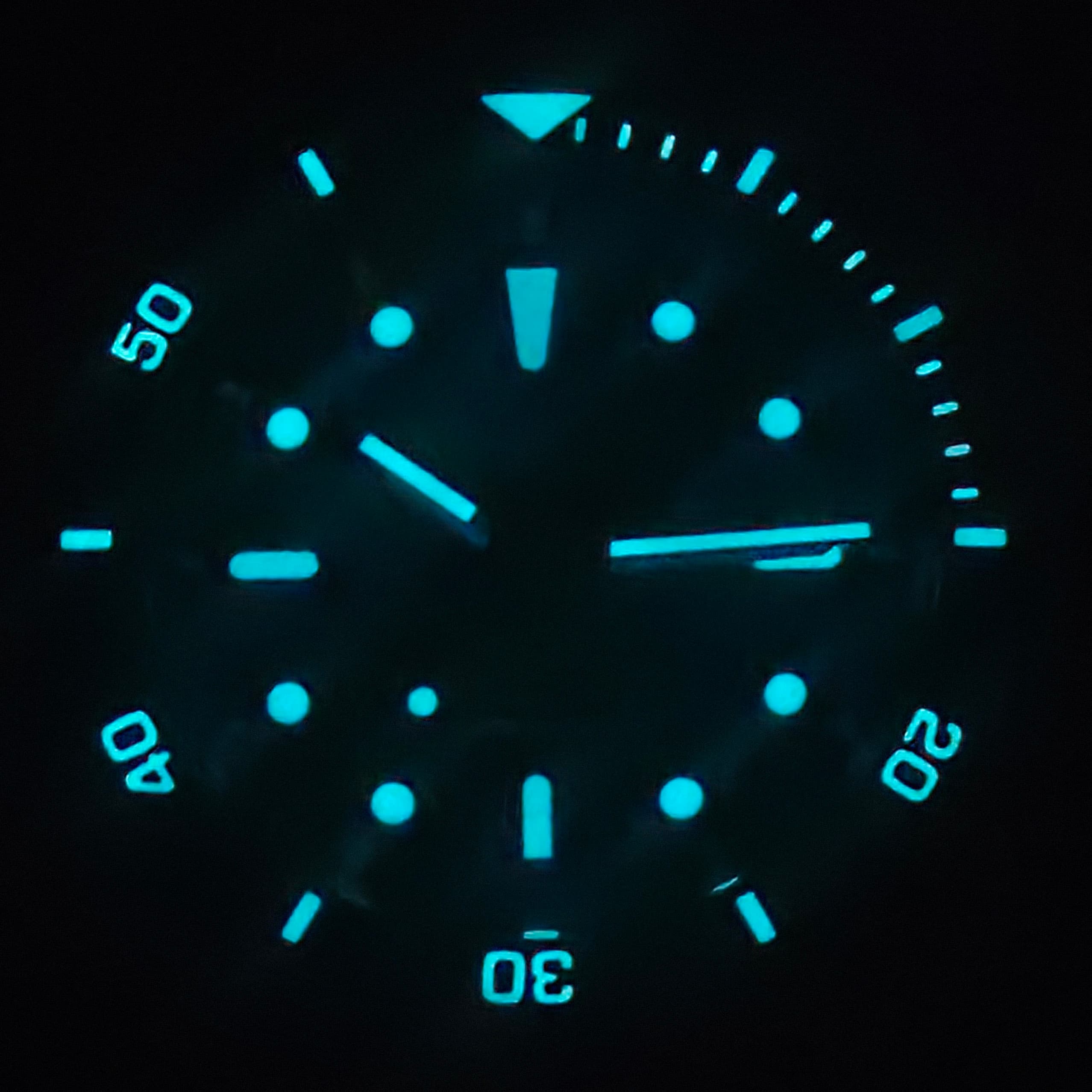 Bell & Ross BR03 Diver Tara (Ref. BR0392-D-TR-CE/SRB) — photo 10